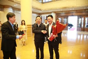 董曉明書記走訪集團(tuán)勞模群體及一線員工